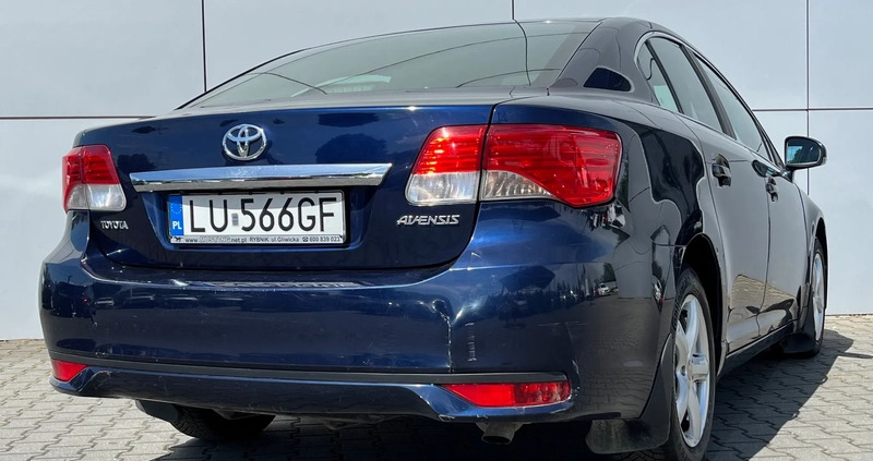 Toyota Avensis cena 20900 przebieg: 311687, rok produkcji 2013 z Rybnik małe 704